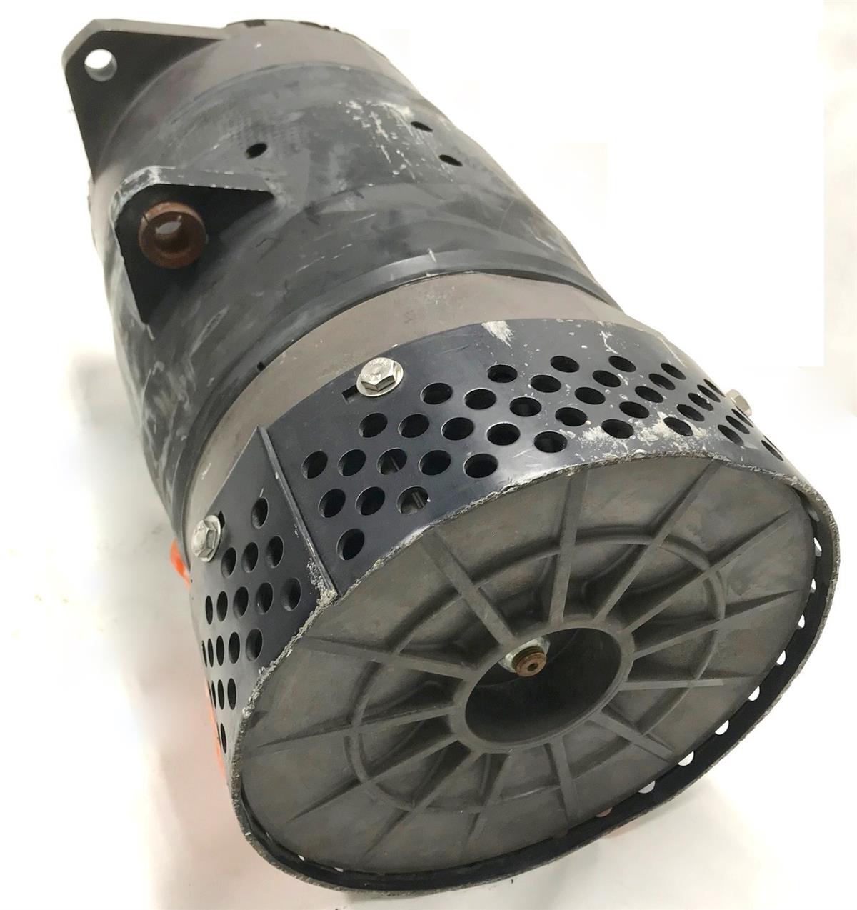 SP-2109 | SP-2109  Generator 28 volt 400 amp (3).jpg
