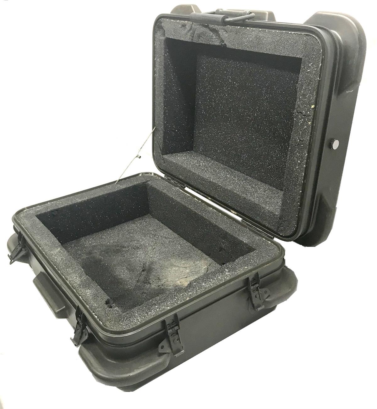SP-2210 | SP-2210  Thermodyne Shok-Stop Shipping Hard Case 25''  (3).jpg