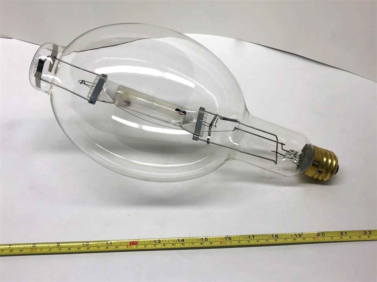 SP-2660 | SP-2660 Metal Halide Light Bulb (3).JPG