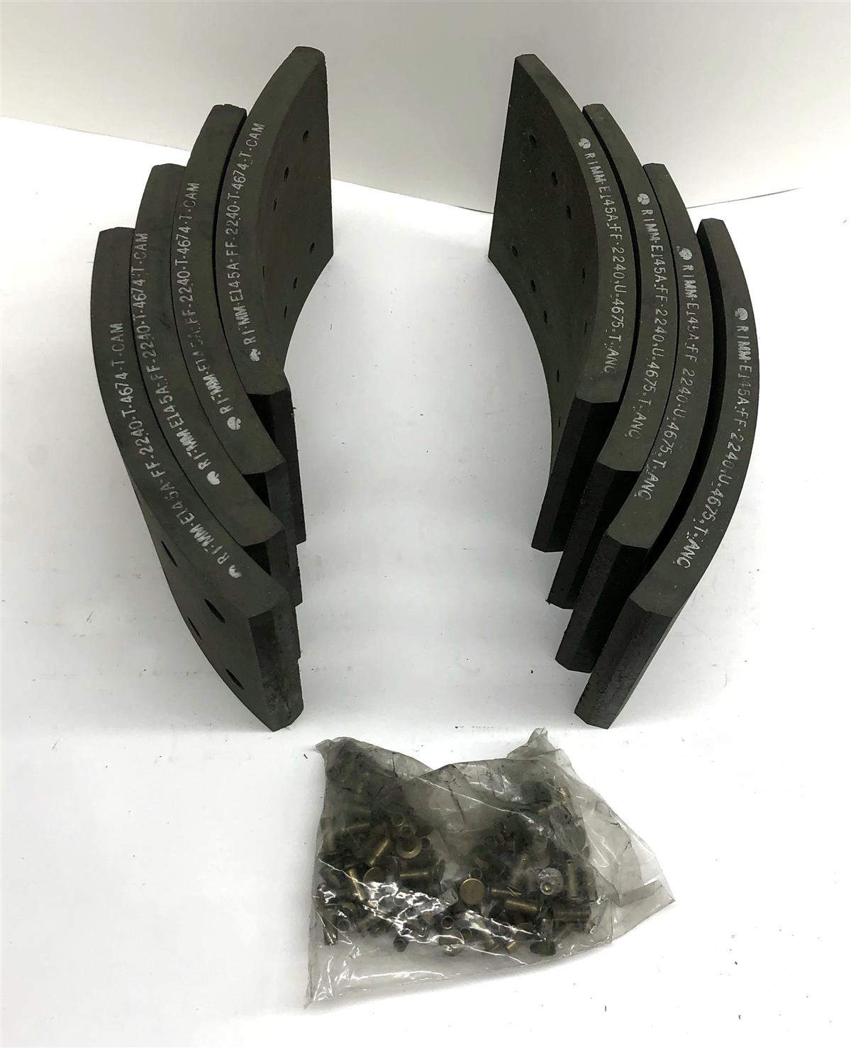 SP-2686 | SP-2686 GM Brake Shoe Lining Kit with Rivets (1).JPG