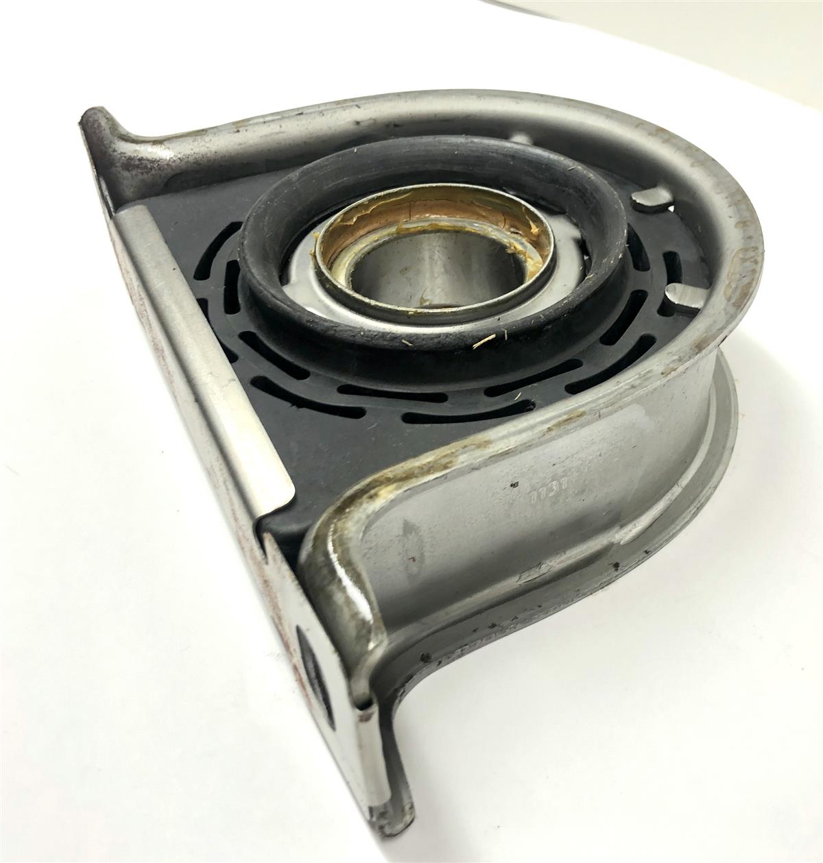 SP-2730 | SP-2730 International Harvester Driveshaft Support Bearing (5).JPG