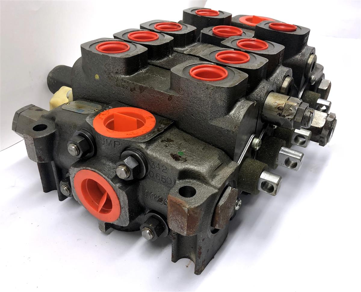 SP-2771 | SP-2771 Koehring Crane Control Valve (1).JPG