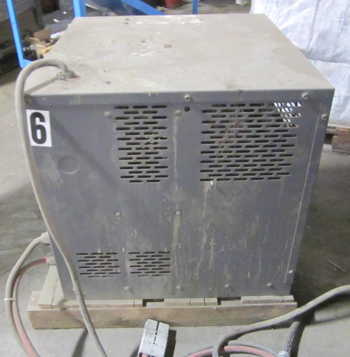 SP-2927 | SP-2927 Industrial Battery Charge (2).JPG