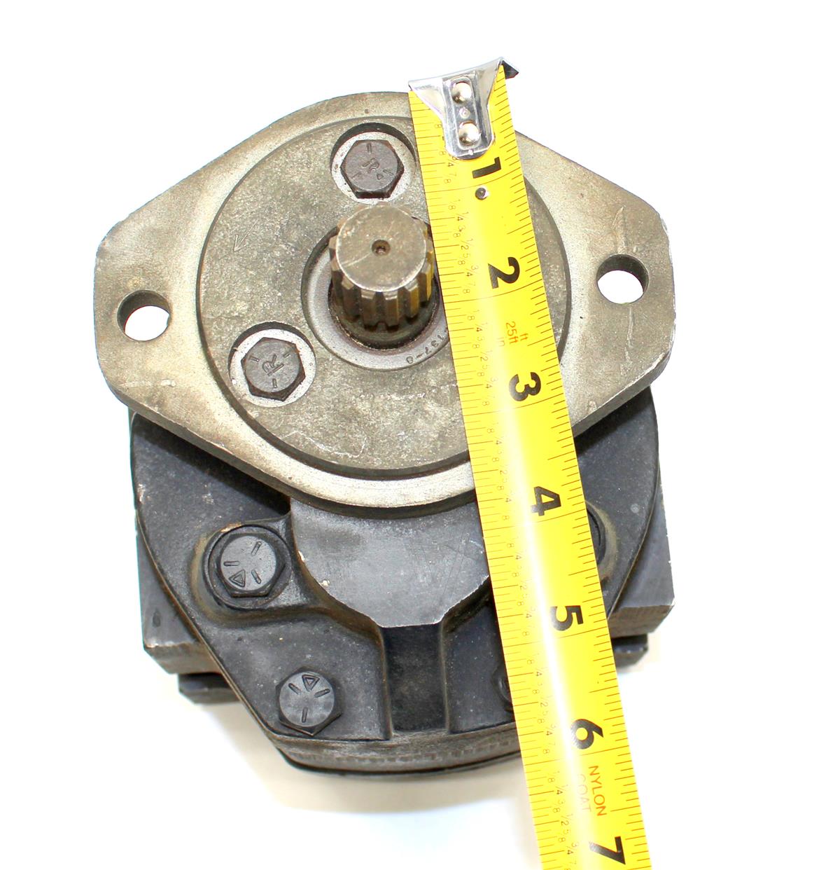 SP-2991 | SP-2991 Rotary Oil Pump International Harvester Fork Lift Truck M10A  (7).JPG