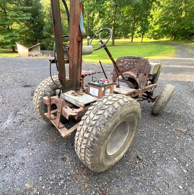 SP-3056 | SP-3056 Doodlebug Tractor with Hydraulic Pump Driven Crane Farm Equipment 6.jpg