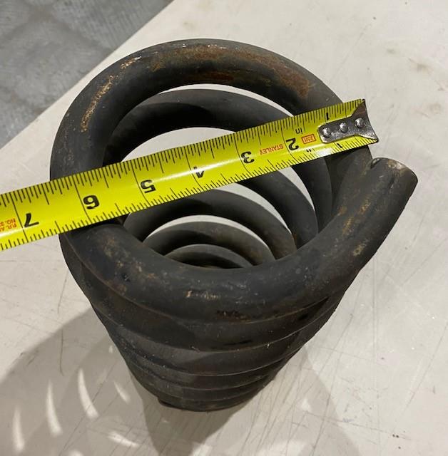 HM-1565 | Smallhmmwvcoilspring8.jpg