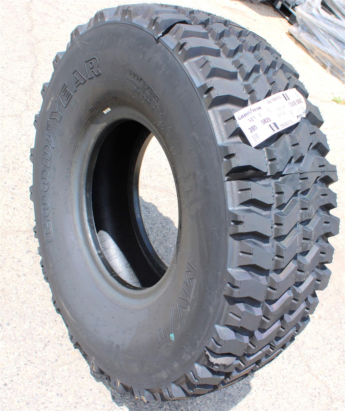 TI-124 | TI-124 Goodyear MVT MVT 39585R20 Radial Tire 100% Tread  (14).JPG