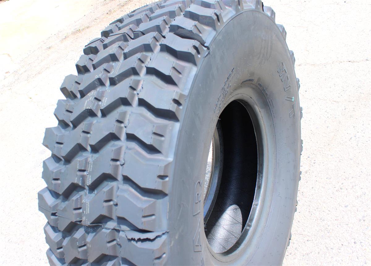 TI-124 | TI-124 Goodyear MVT MVT 39585R20 Radial Tire 100% Tread  (20).JPG