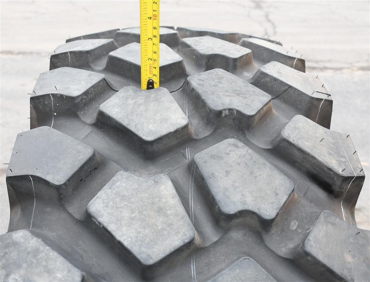 TI-168 | TI-168 Tire (3).JPG