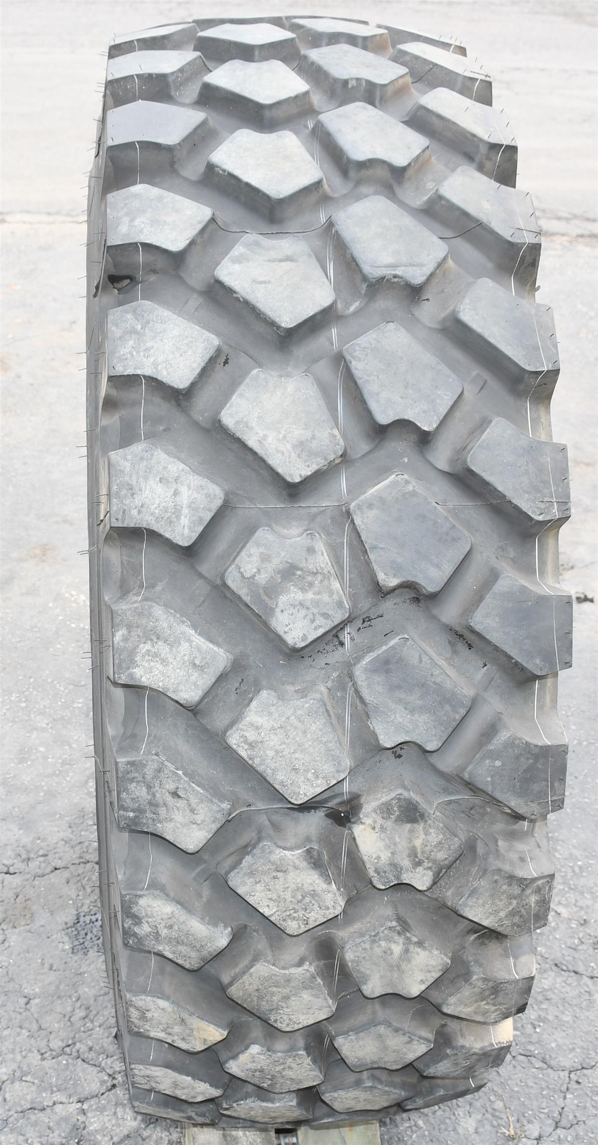 TI-168 | TI-168 Tire (6).JPG