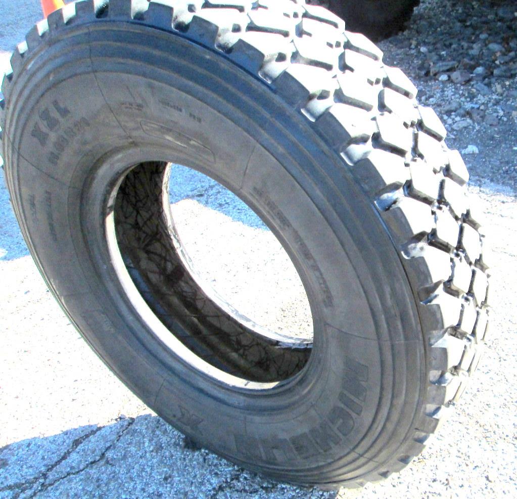 TI-1831 | TI-1831 Michelin XZL 11.00 x 20 Tires 70 Percent Tread or Lower (6).JPG