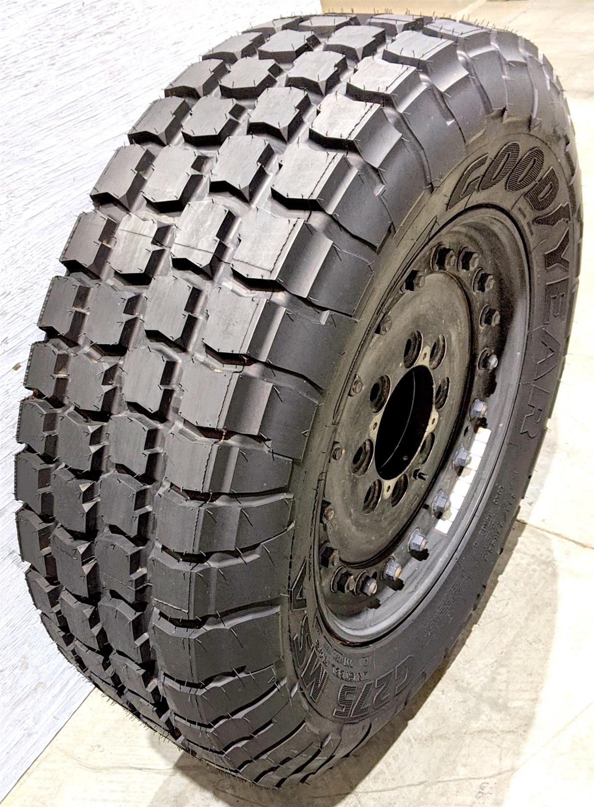 TI-1839 | TI-1839 Goodyear G275 MSA 33565R22.5 with Unimount 18 Bolt Rim 100 Tread Tire (7).jpg