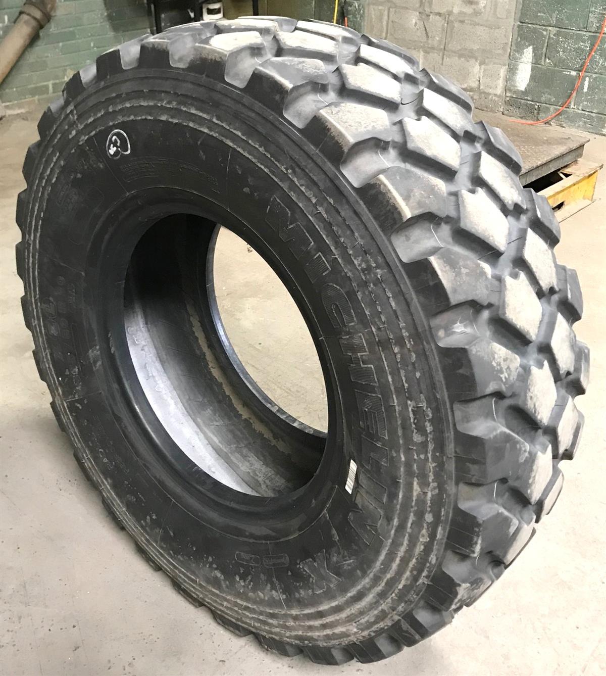 TI-369 | TI-369  Michelin XZL TL 36580R20 Tire (8).jpg