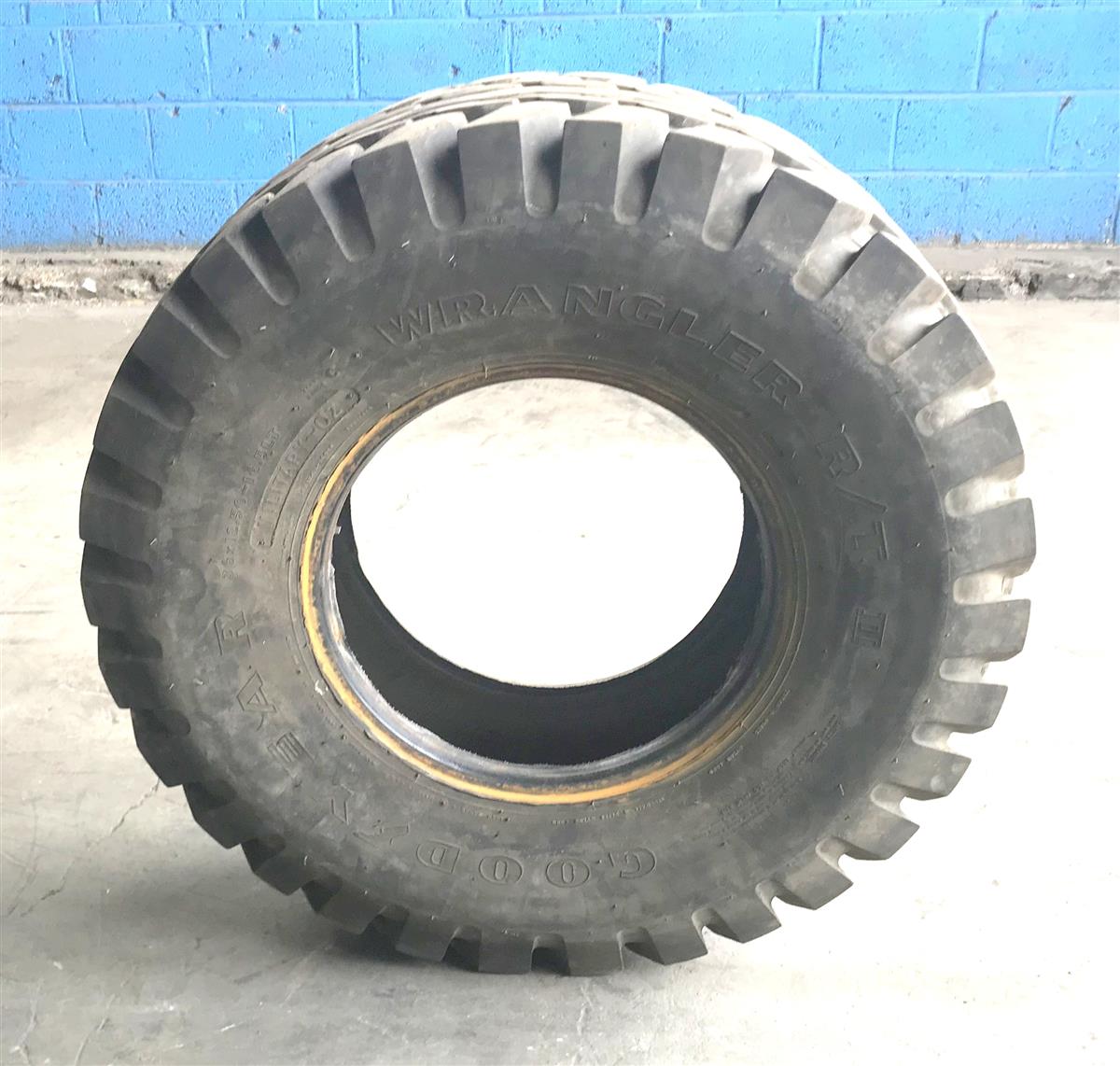 TI-379 | TI-379  Goodyear Wrangler RT II 16.5 36x12.5x16.5 (5 Tire Lot) (Used)  (5).JPG