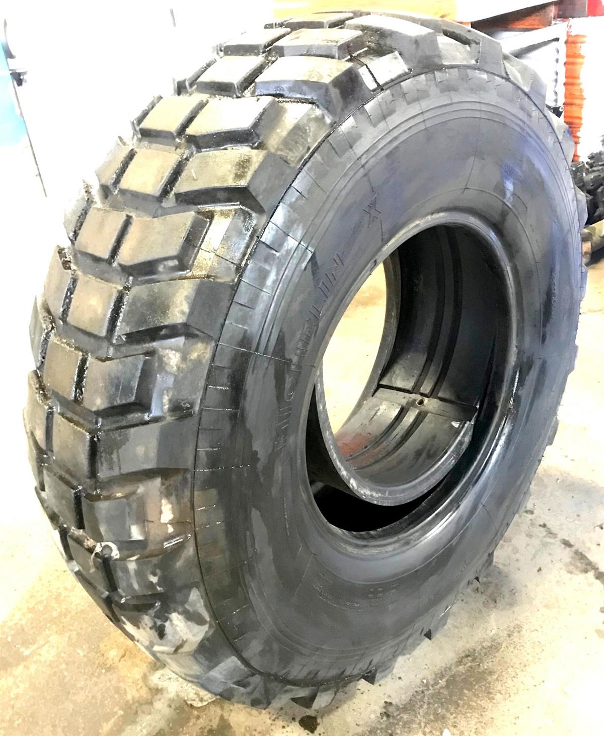 TI-451 | TI-451  Michelin X 14.5R20 Tire (Used)(5).jpg