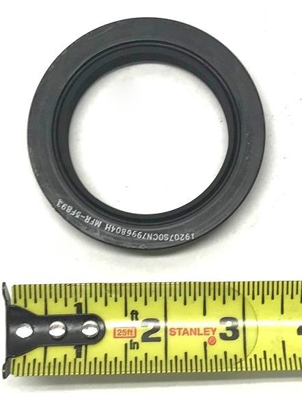 TR-120 | TR-120  Hub Seal (3).jpg