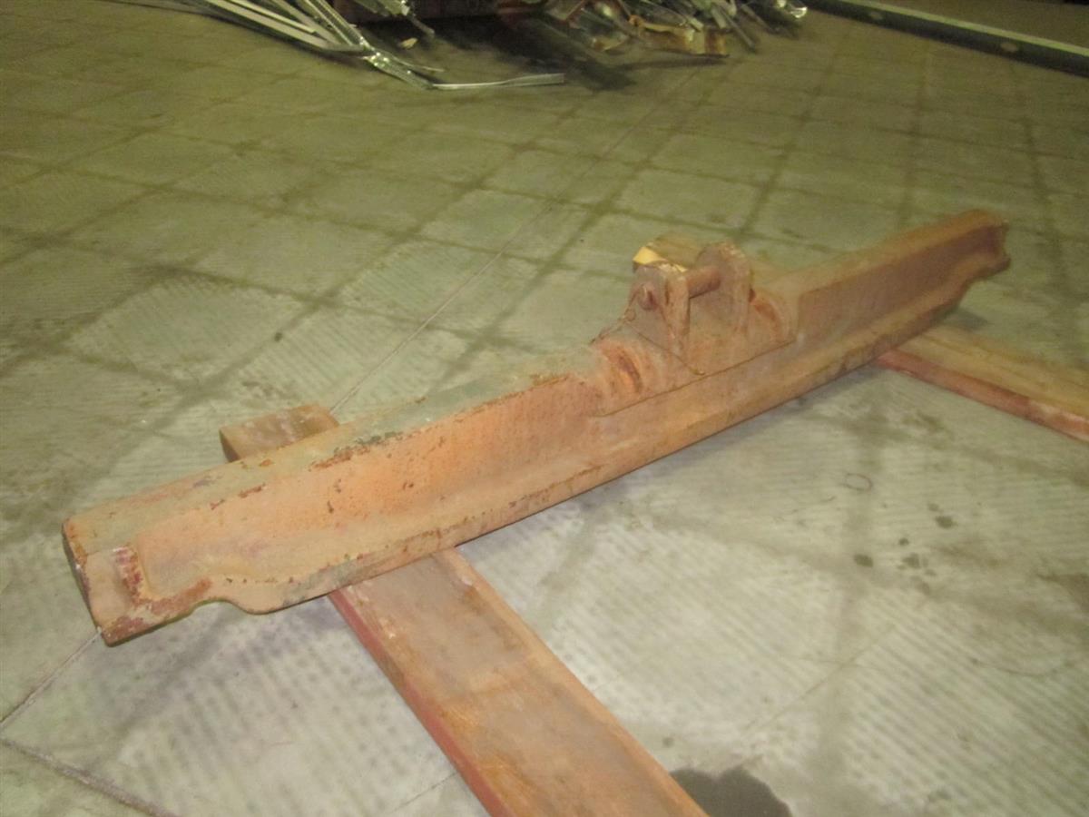 9M-1816 | Wrecker Spring Stabilizer Bar (1).JPG