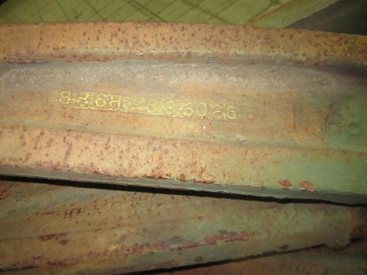 9M-1816 | Wrecker Spring Stabilizer Bar (3).JPG