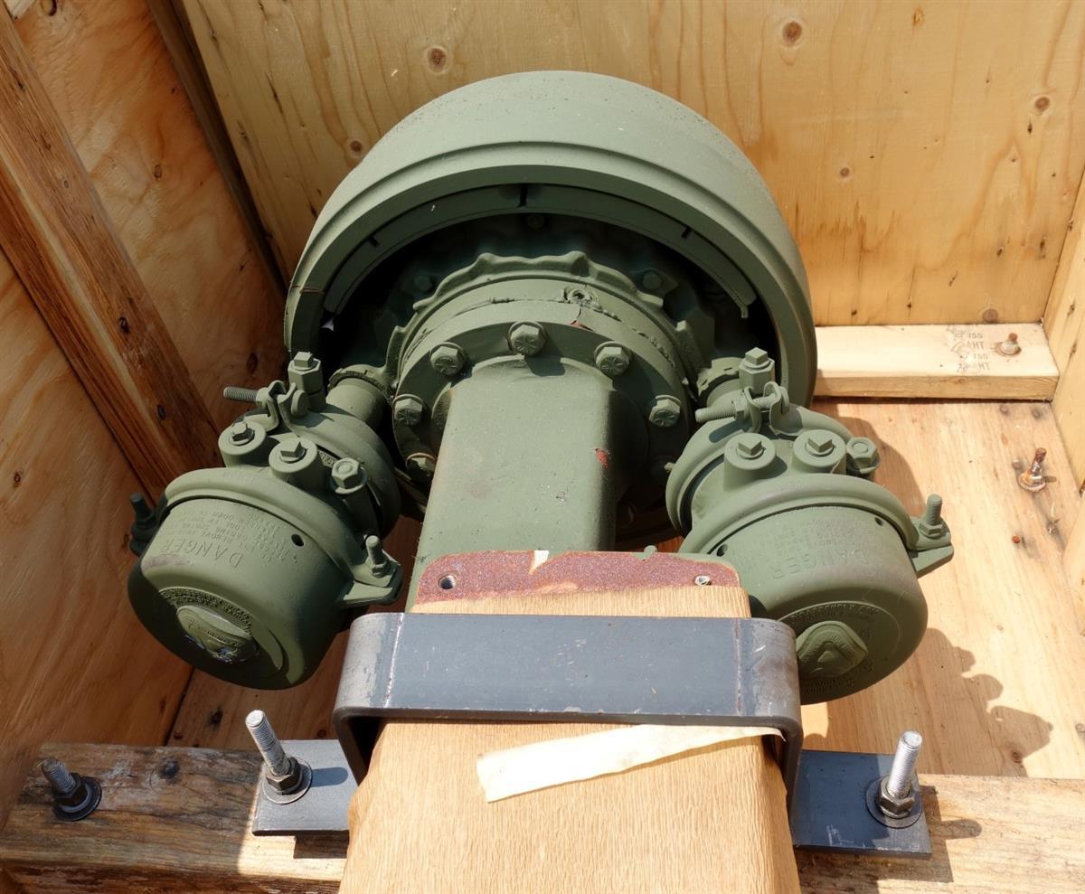 FM-148 | cropped-2520-01-519-2767 Forward Rear Drive Axle for M1078 FMTV NOS (16).JPG