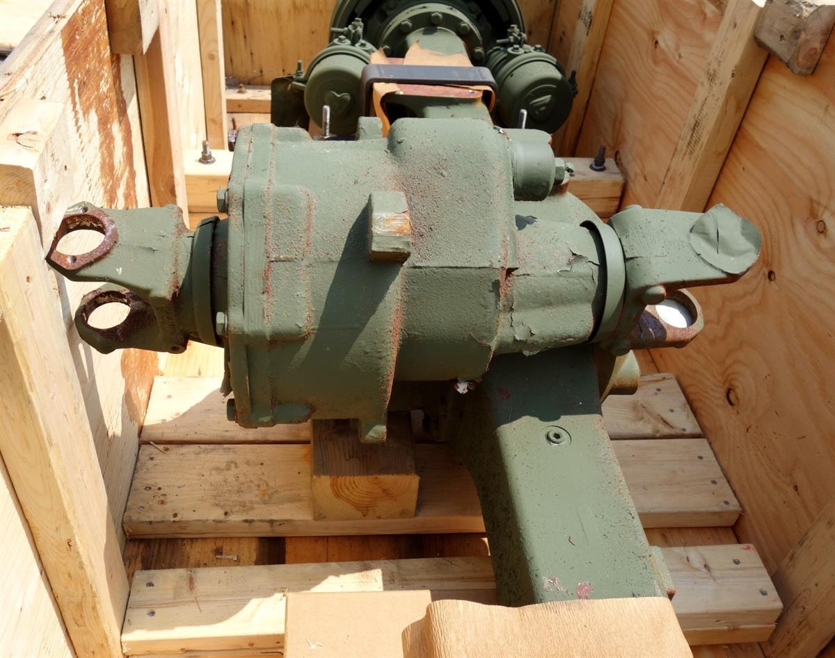 FM-148 | cropped-2520-01-519-2767 Forward Rear Drive Axle for M1078 FMTV NOS (17).JPG