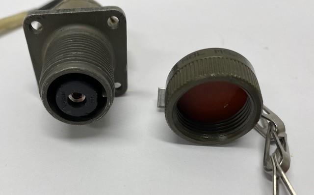 HM-1564 | hmmwvplug-6.jpg
