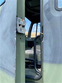 T-09282018-14 | 1998 Stewart & Stevenson M1088 6x6 FMTV 5th Wheel Tractor10.jpg