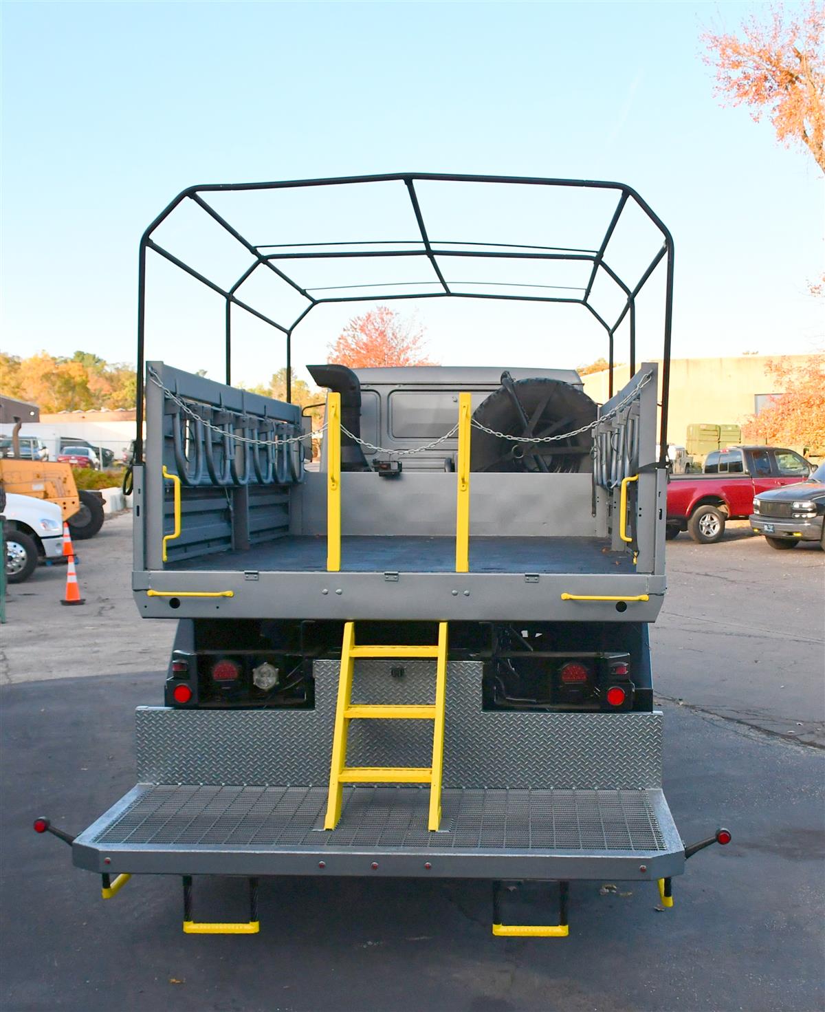 e14f75e4-c181-404f-b99b-f94aebce96e3-11262025-cropped-M1078A1%20-%20Service%20(9)