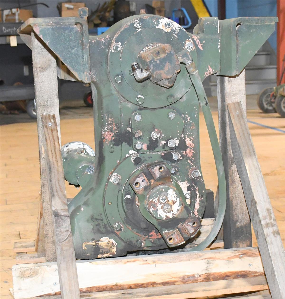 M9-1830 | Transfer Case M916 (11).JPG