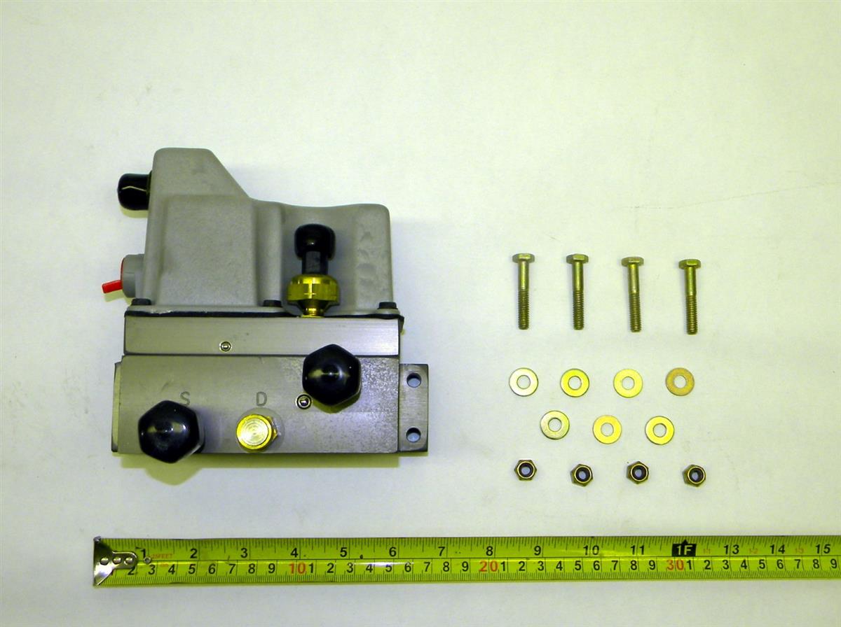 FM-188 | 4720-01-372-2769 CTIS Control Valve for M1078 LMTV 2 and a half ton. NOS  (2).JPG