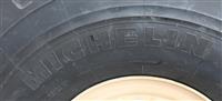TI-1880 | TI-1822 Tire (7).JPG