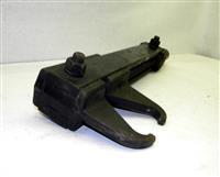 SP-1446 | 5120-01-016-2149 Track Tensioning Clamp for Bridge Launching Carrier, Full Track. NOS (5).JPG