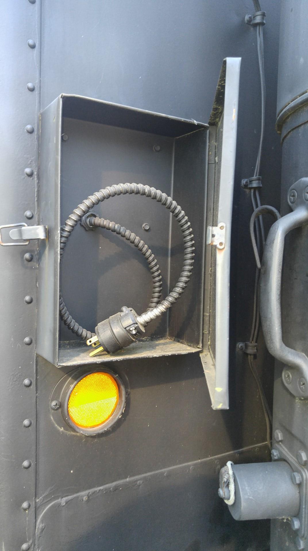 f8c33abf-700d-4014-abfb-3da874463017-03062018-cropped-M109A4%20with%20M105%20(8)