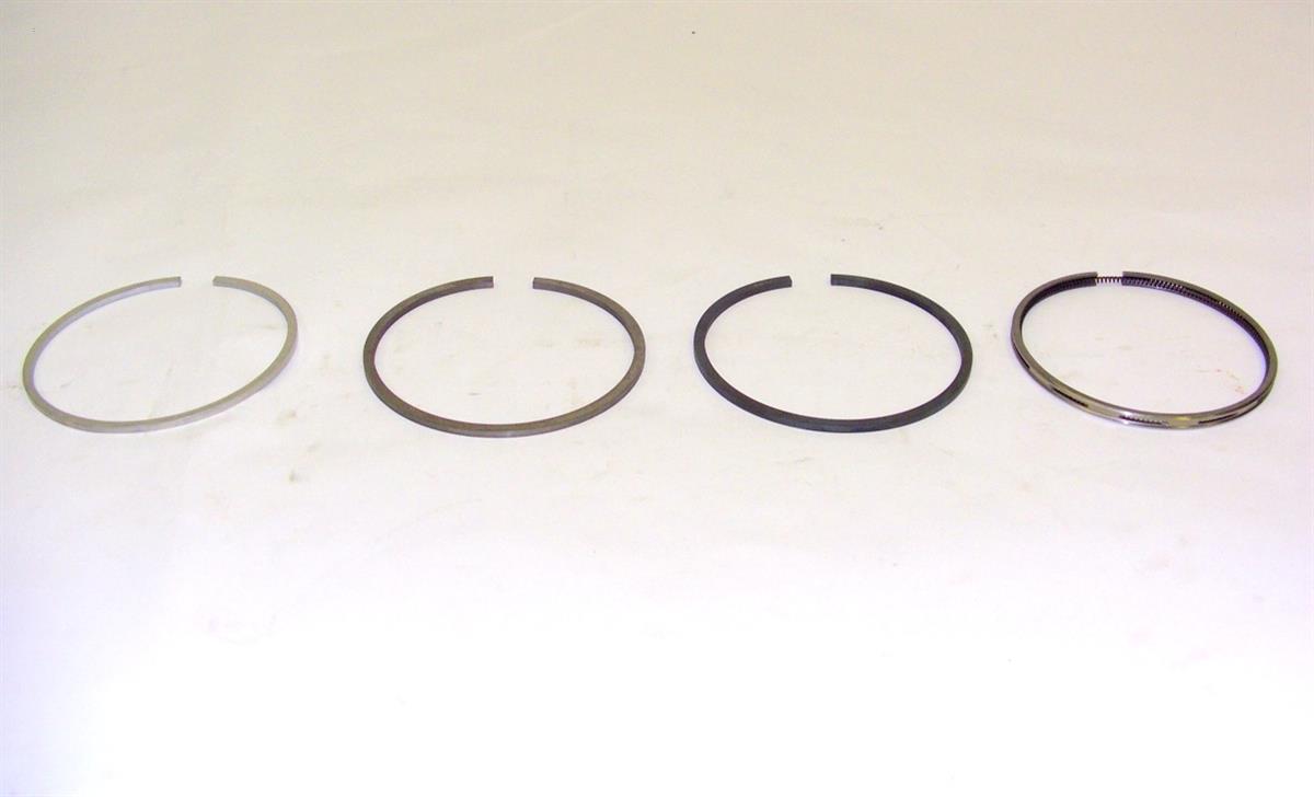 SP-1369 | 2815-01-261-1064 Piston Assembly Parts Kit, Piston Rings (3).JPG