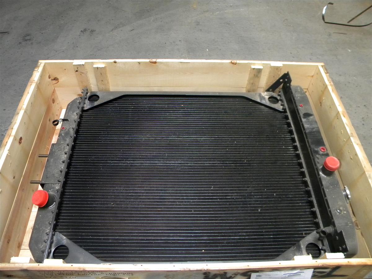 M9-6048 | 2930-01-143-1220 Radiator, Engine Coolant (4).JPG