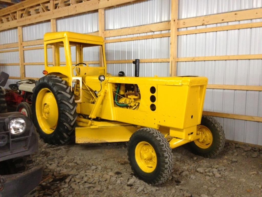 fd3e4eb9-7e2a-47c9-8fd3-6857deb158b2-04182018-cropped-Huber%20Road%20Grader%20(21)