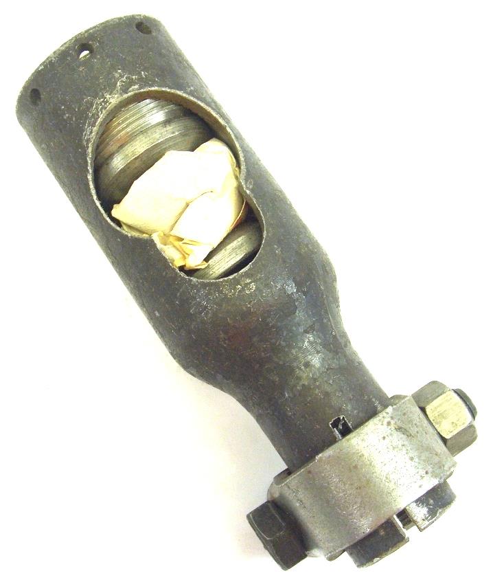 5T-769 | 2530-00-134-4633 steering cylinder tie rod end M939 (1).JPG