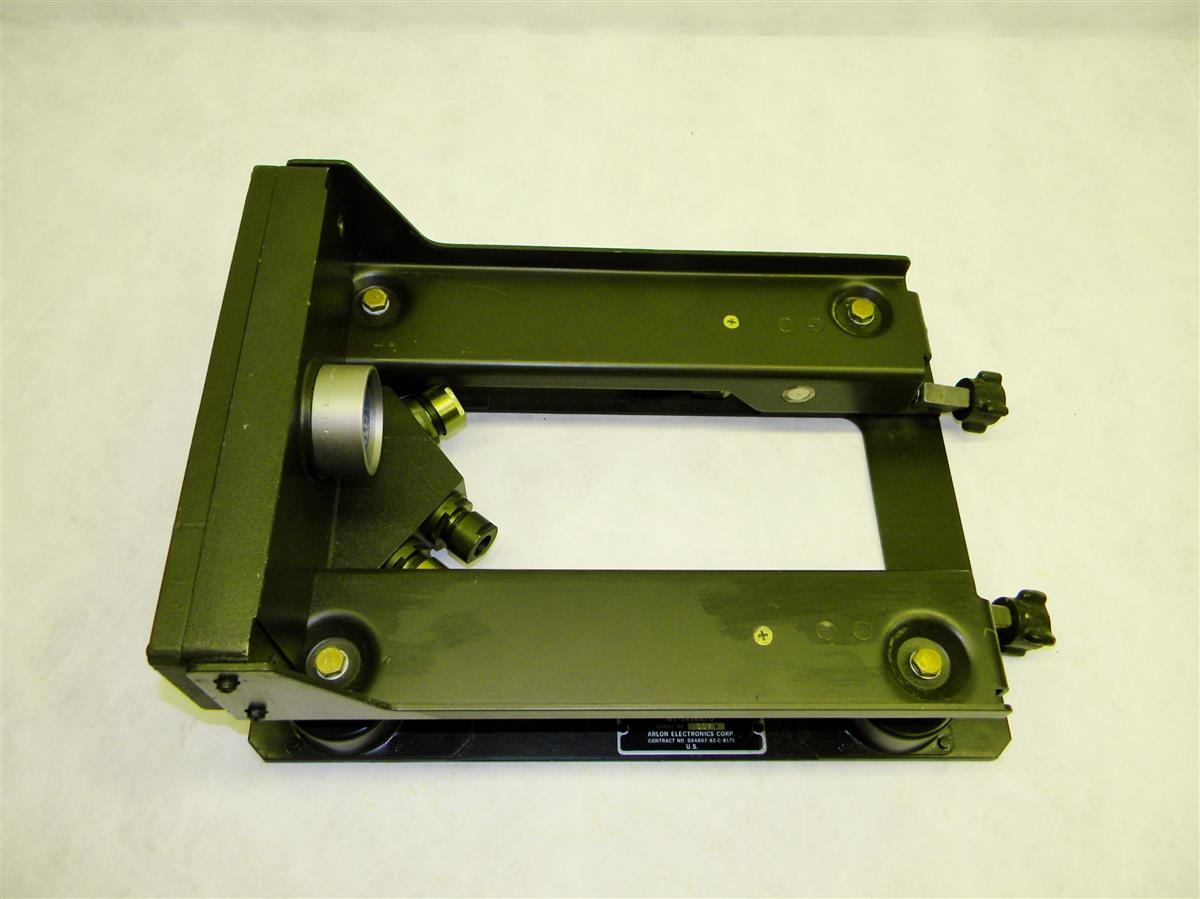 RAD-255 | 5820-00-679-3434 SM-D-381023, Mounting, RAD-255 (5).JPG