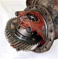 5T-540 | 2520-00-734-6970 Top Loader Rockwell Axle Differential for 5 Ton Trucks USED (6).JPG
