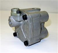 HEM-209 | 2530-01-474-5777 R12 Double C Air Pressure Relay Valve for HEMTT and MK23 NOS (8).JPG