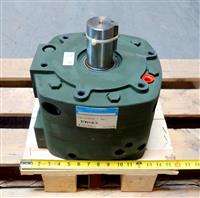9M-825 | 4320-01-112-8365 Rear Drag Winch Hydraulic Motor for M936 M939A1 and M936A2 Wrecker. NOS (4).JPG