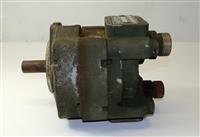 5t-898 | 4320-01-206-4184 Hydraulic System Pump New Style for M812 Bridge Truck USED (3).JPG