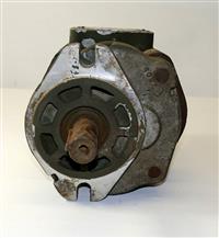 5t-898 | 4320-01-206-4184 Hydraulic System Pump New Style for M812 Bridge Truck USED (7).JPG