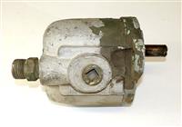 5T-902 | 4320-01-206-4184 Hydraulic System Pump Old Style for M812 Bridge Truck USED (5).JPG