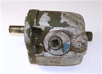 5T-902 | 4320-01-206-4184 Hydraulic System Pump Old Style for M812 Bridge Truck USED (8).JPG
