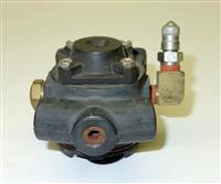 HEM-216 | 4820-01-371-5738 CTIS Wheel Valve for M1070 NOS (5).JPG