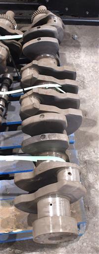 5T-1815 | 5T-1815 Crankshaft Cummins NHC250 Diesel Engine   (5).JPG