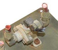 5T-2355 | 5T-2355  Air Brake Valve with Plate Under Driver Side Air Brake Line M939A1 (7).JPG