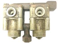 5T-643 | 5T-643  Poppet Valve Rockwell Transfer Case Actuator (1)(Used).jpg
