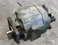 5T-693 | 5T-693 Hydraulic Motor 20,000 Lb. Garwood Crane Wrecker(2).JPG