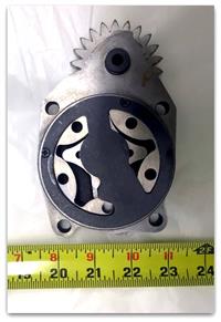 9M-1059 | 9M-1059 Oil Pump Cummins 6BT 8 (4).JPG